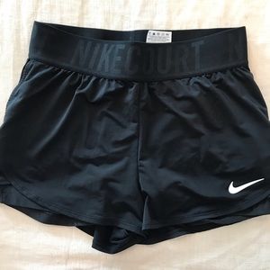 NIKE COURT shorts with built in spandex